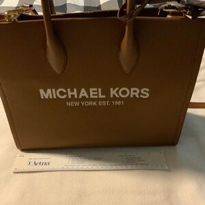 NWOT Michael Kors Mirella Medium Tote